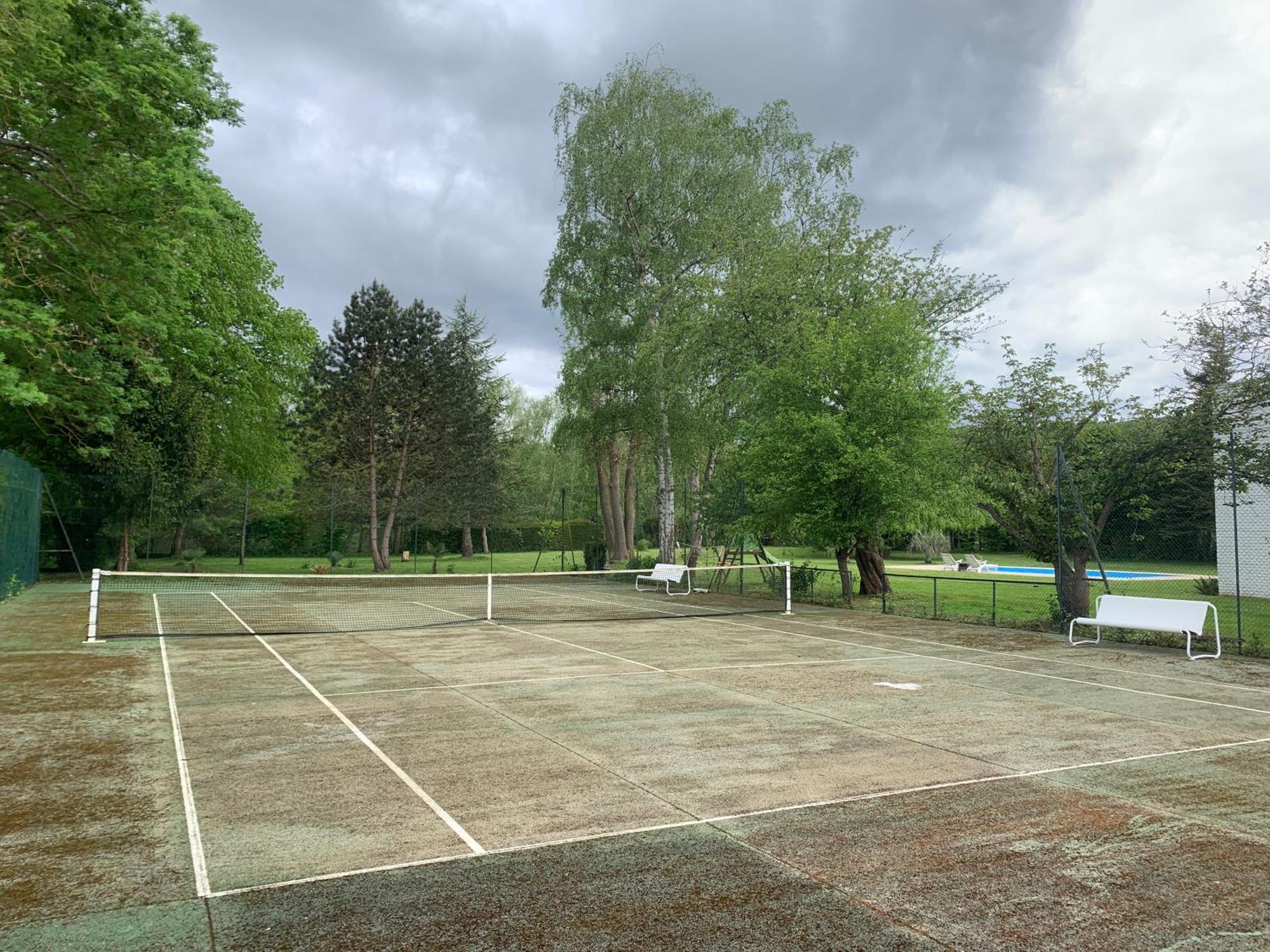 Appartement Familial Au Bord De La Marne, Jardin 8000M2, Piscine, Court De Tennis, Terrasse, Parking Gratuit Proche Disneyland Isles-lès-Villenoy Kültér fotó
